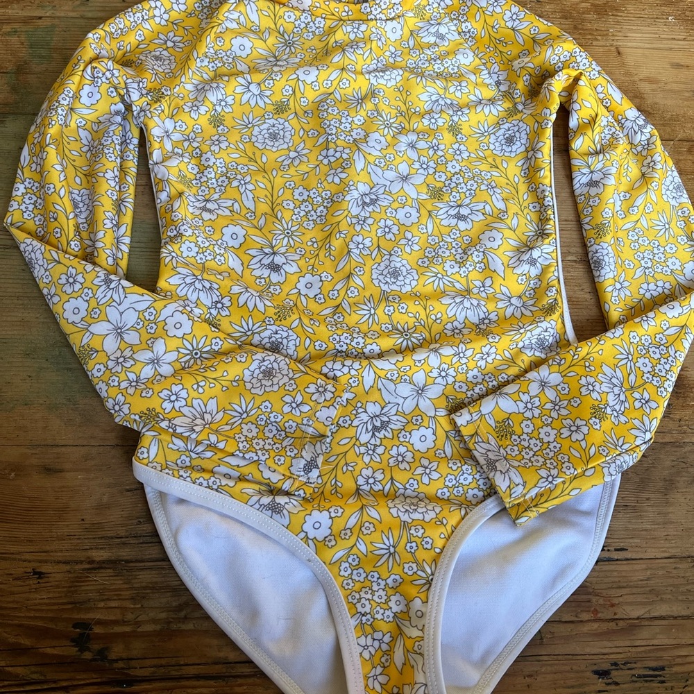 Art Class Floral Yellow and White Long Sleeve Swimsuit Rashguard